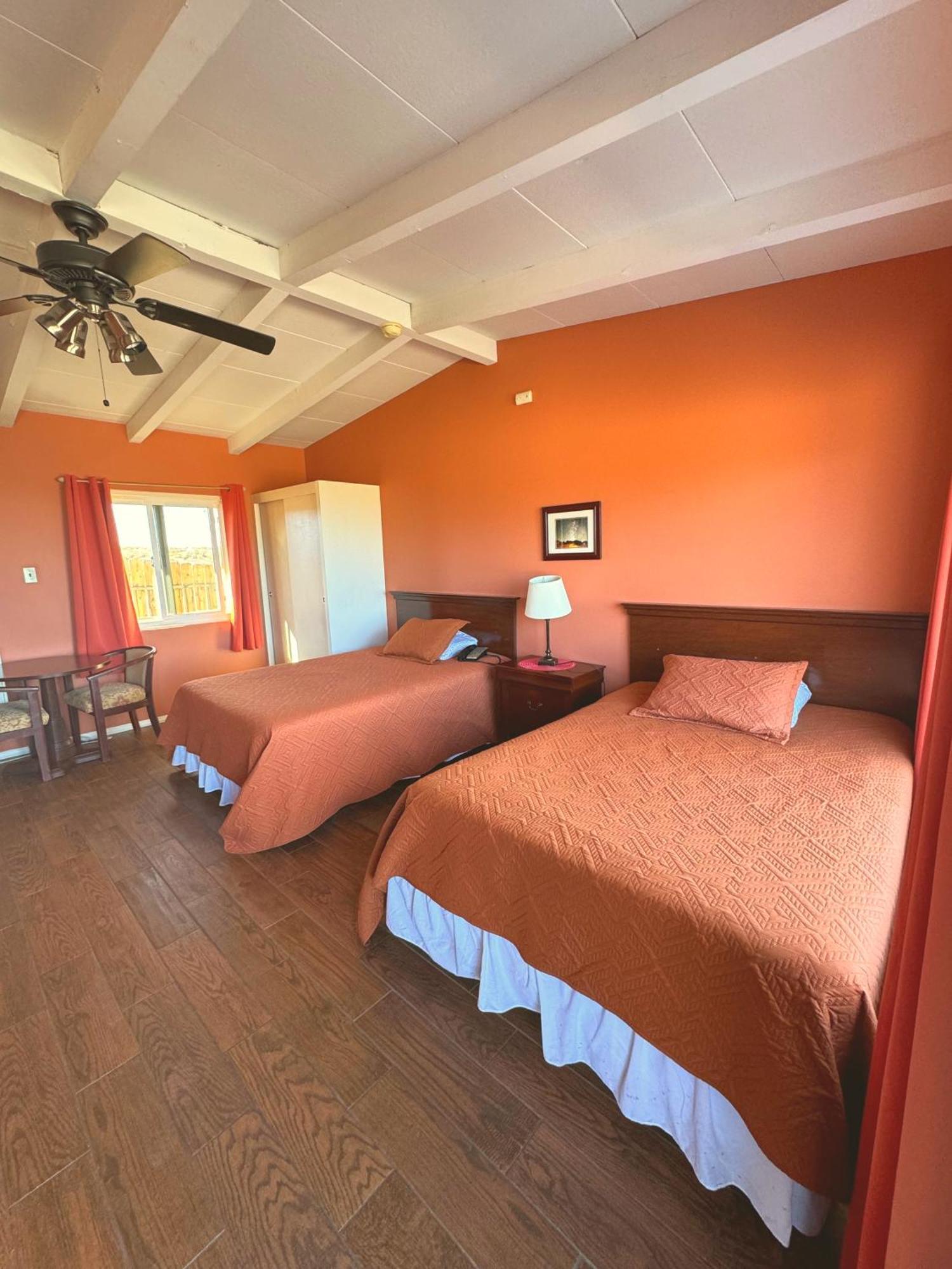 Harmony Motel Twentynine Palms Buitenkant foto