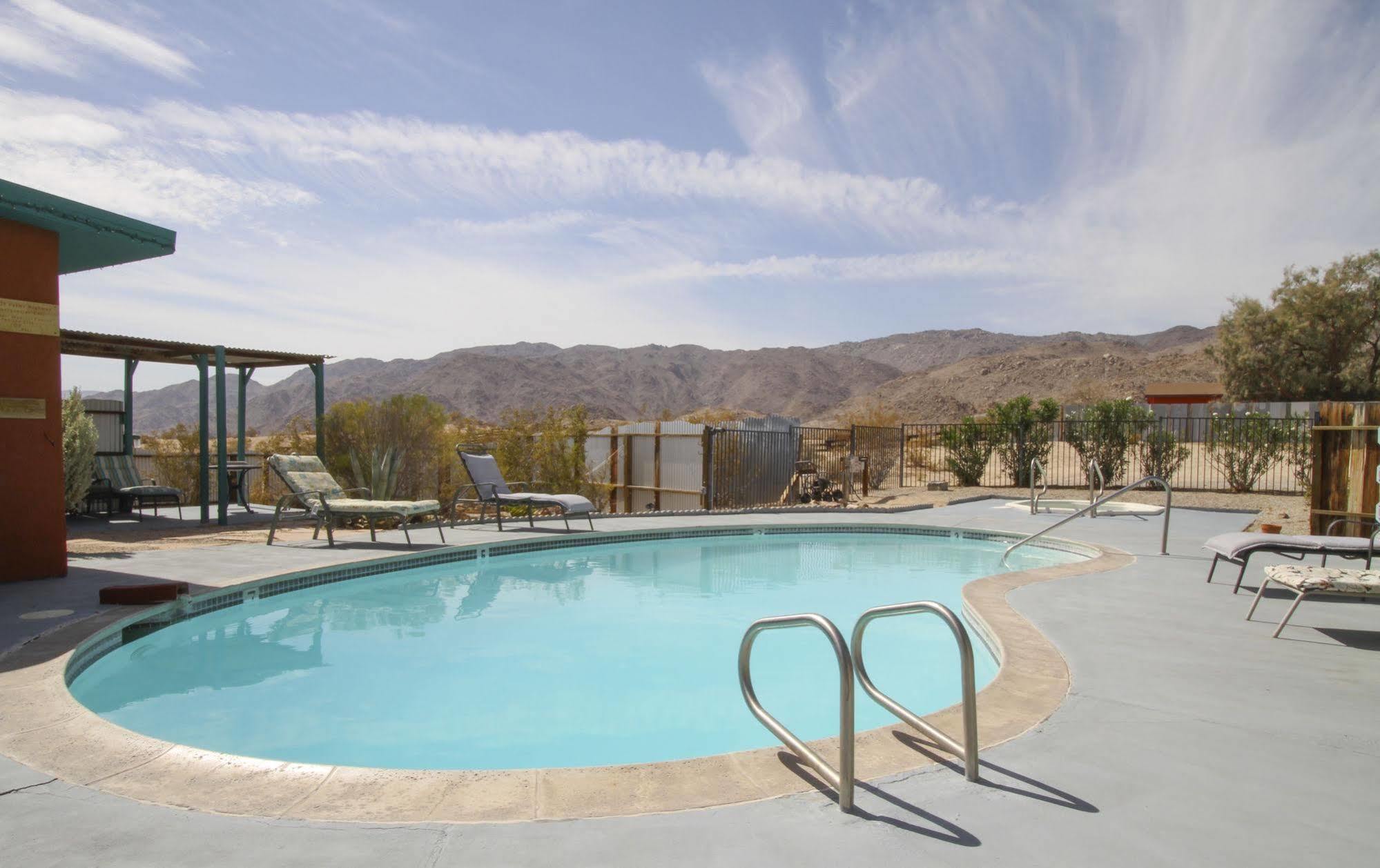 Harmony Motel Twentynine Palms Buitenkant foto